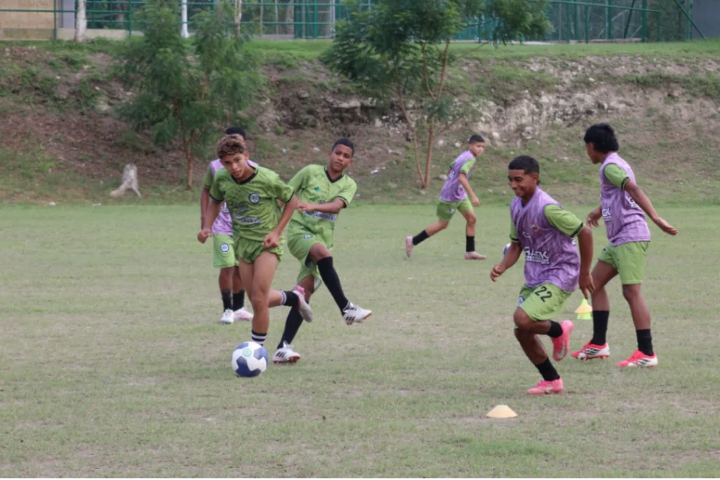 La consigna de la selección Sucre sub-13 es hacer respetar la casa