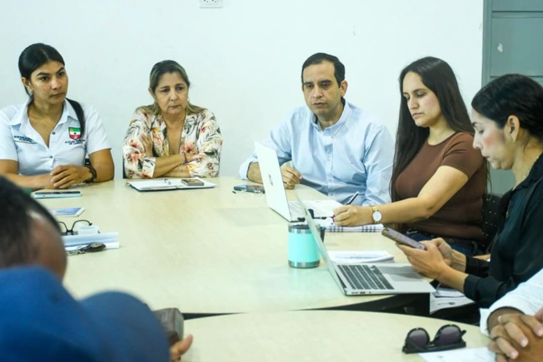 Institución Educativa San Juan Bautista de Caimito tiene nueva rectora