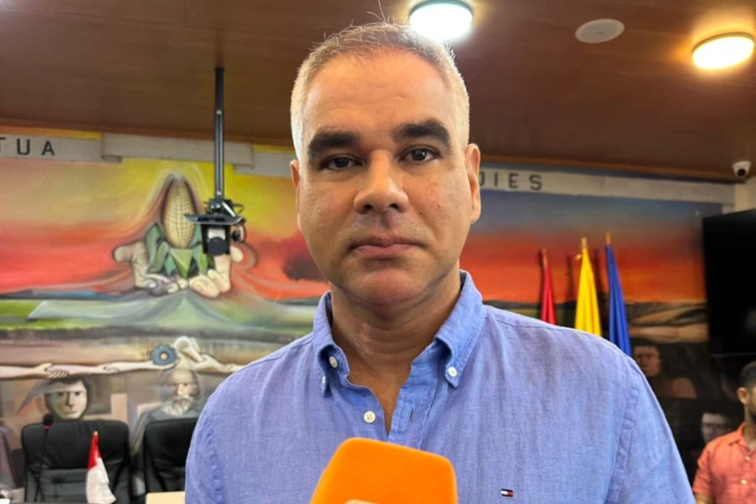 "Hay que reestructurar, la Contraloría"