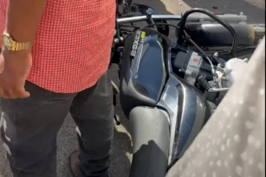 Choque deja un menor herido