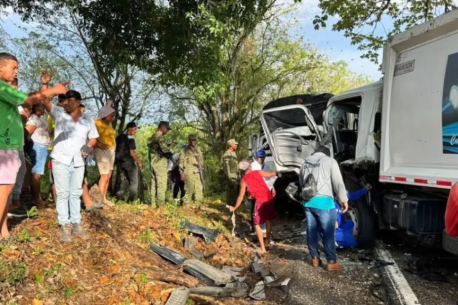Accidente de tránsito dejó a varios militares heridos