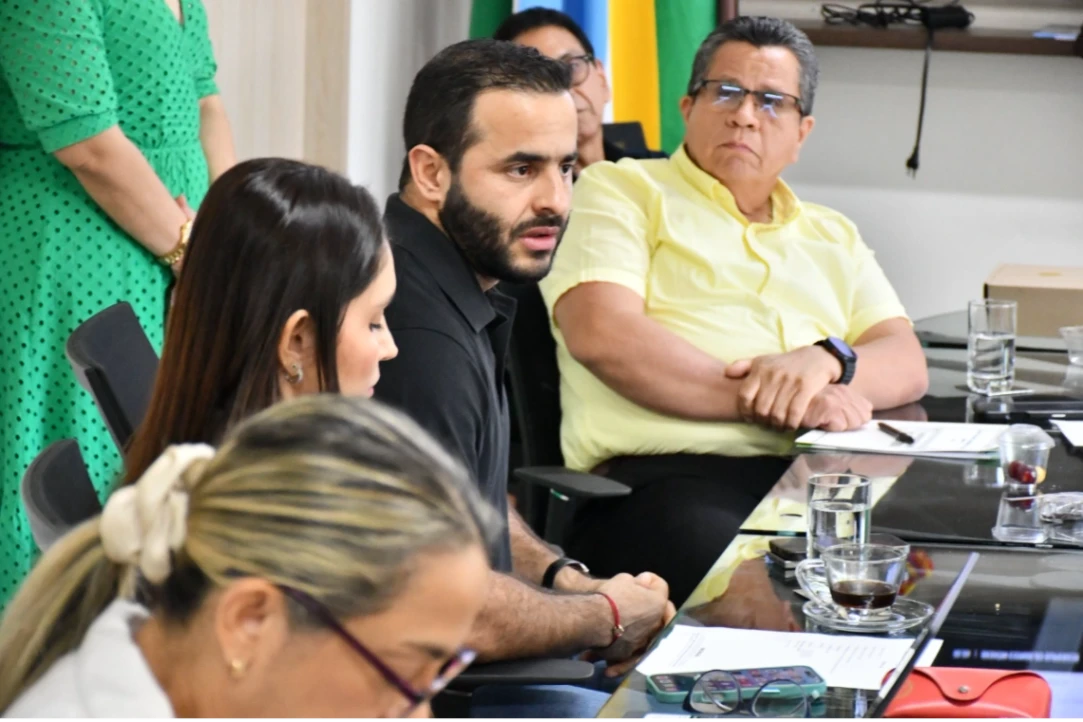 Gobernación capta recursos y no los transfiere: Rector