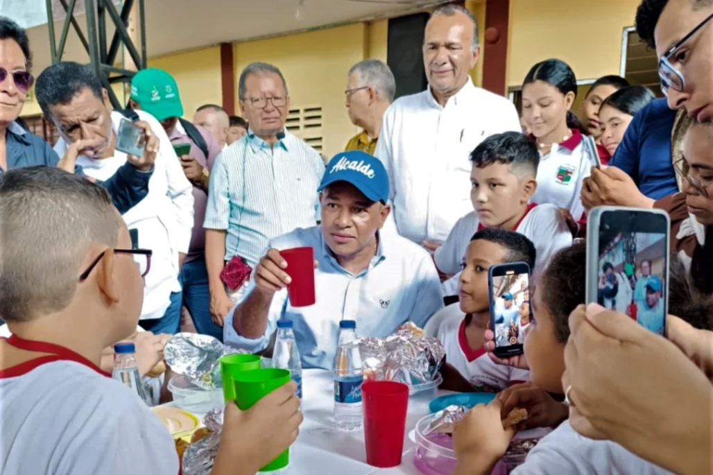 Gobierno Petro reduce PAE de Sincelejo en $7 mil millones