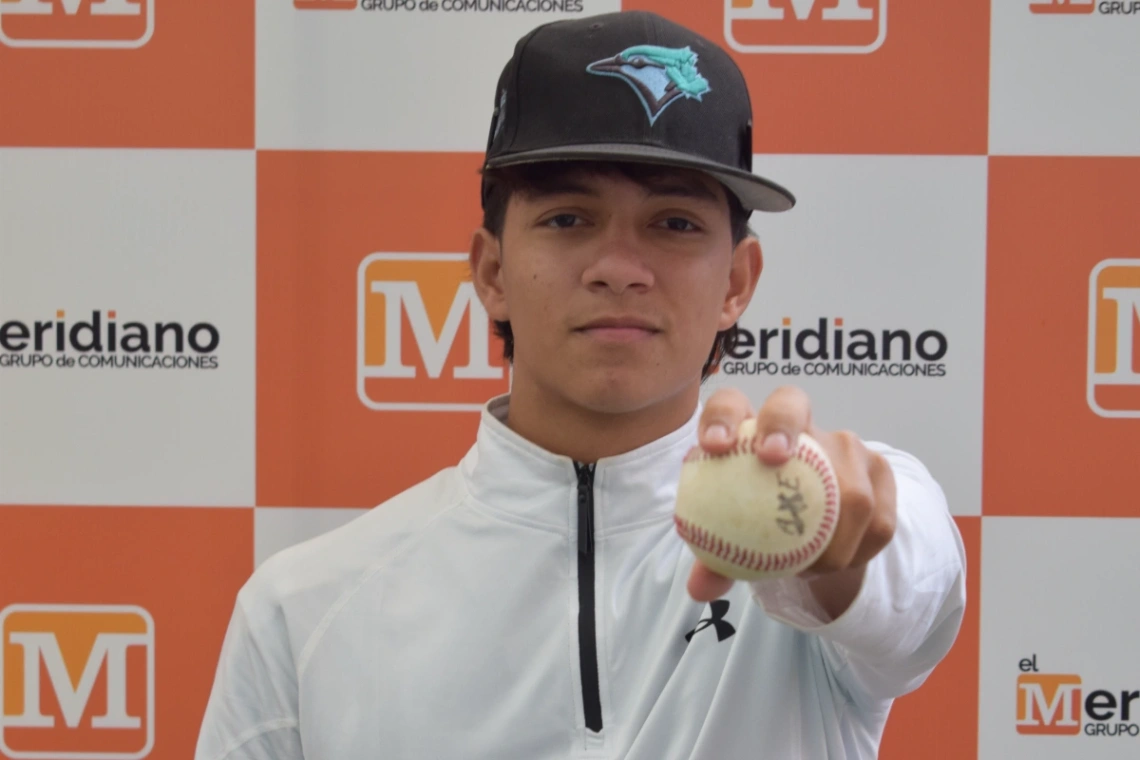 Beisbolista sincelejano Jefferson Ceballos fue becado para estudiar y jugar en Estados Unidos