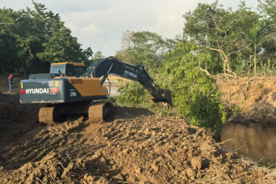 Avanzan obras contra inundaciones en el río Sinú