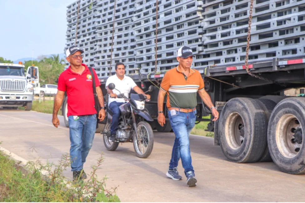 Por fin llegó el Puente Metálico Modular a Guaranda, el cual garantizará una mejorar conectividad