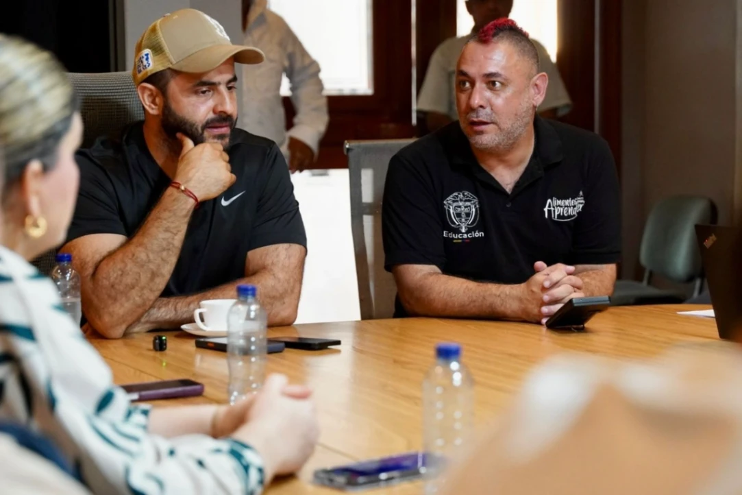 Gobernación de Córdoba lidera mesa de trabajo para fortalecer la cobertura y continuidad del PAE