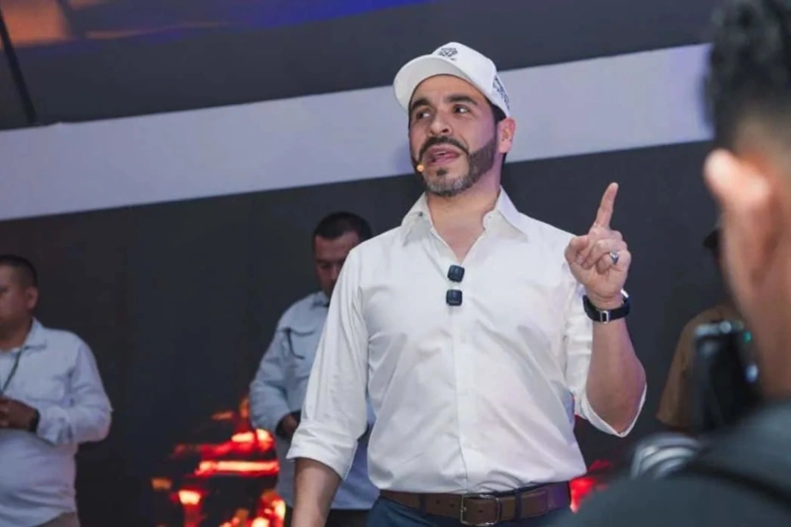 Abelardo 'espantó' a los tradicionales