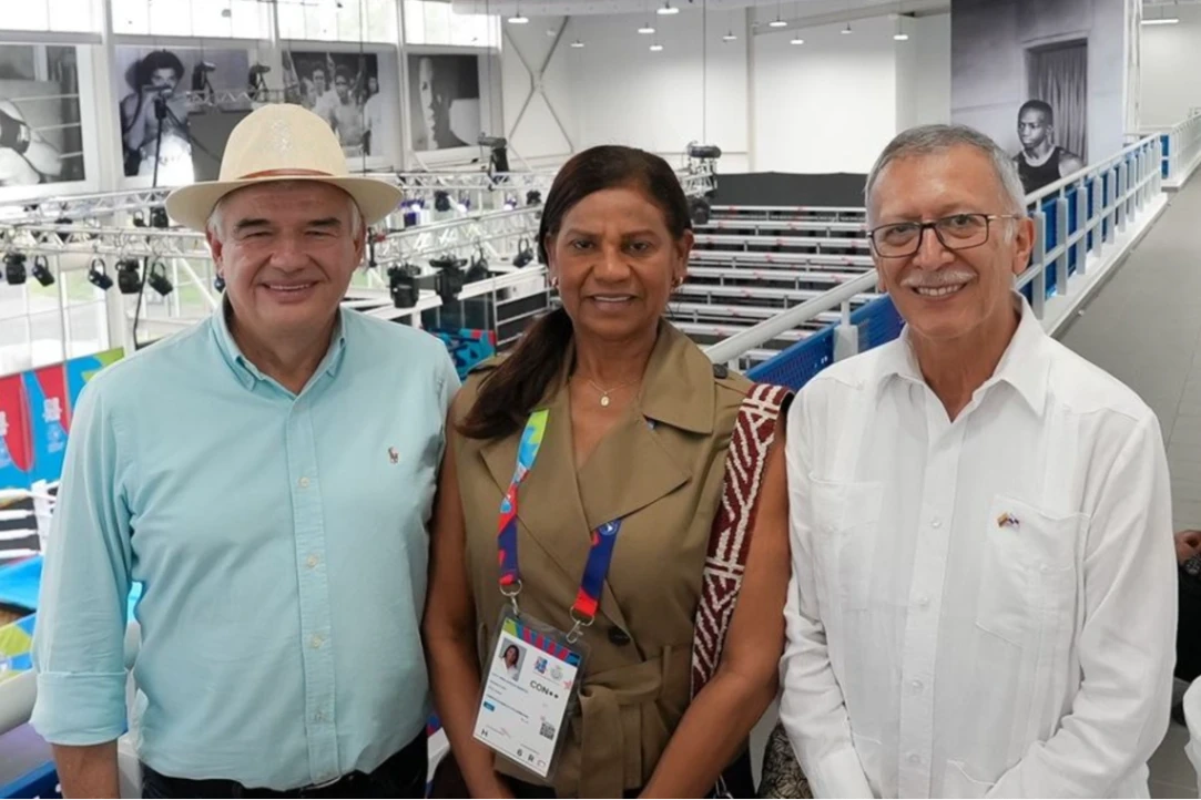 Gobernadora Lucy García impulsa ruta aérea entre Panamá y el Golfo de Morrosquillo de cara a los Juegos 2027