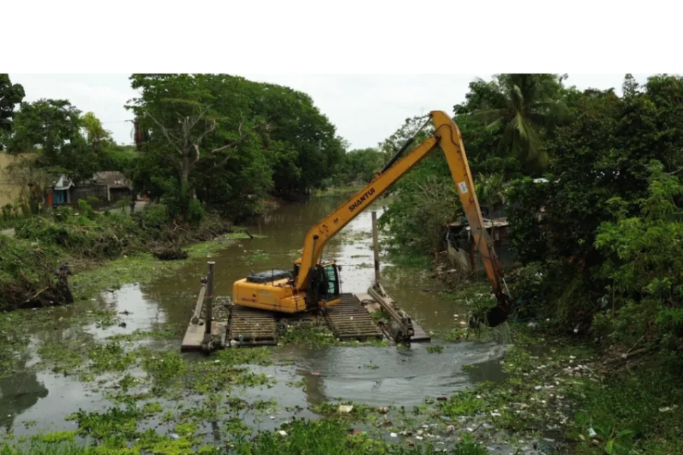 Limpieza del caño Bugre avanza a buen ritmo y refuerza llamado al cuidado ambiental