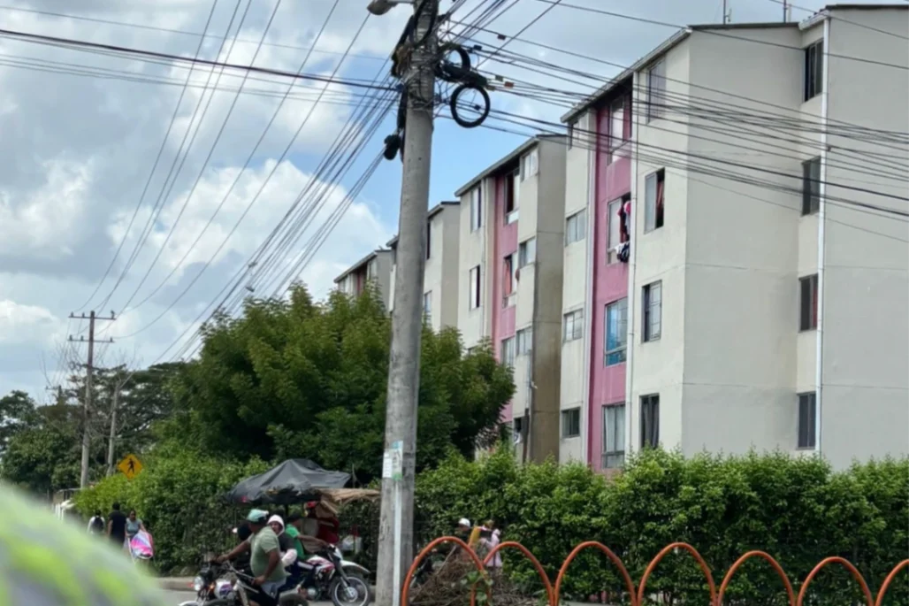 Joven cayó de un 5º piso en La Gloria I