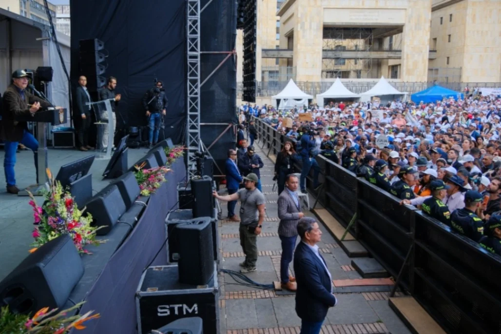 Se le cayó la mentira al Gobierno sobre tarima