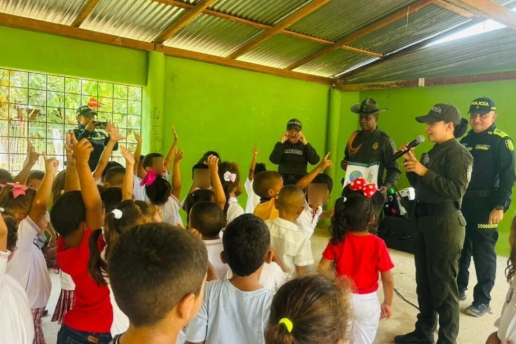 Escuadrón Femenino de Operaciones Rurales hizo un despliegue operacional en Puerto Franco (Galeras)