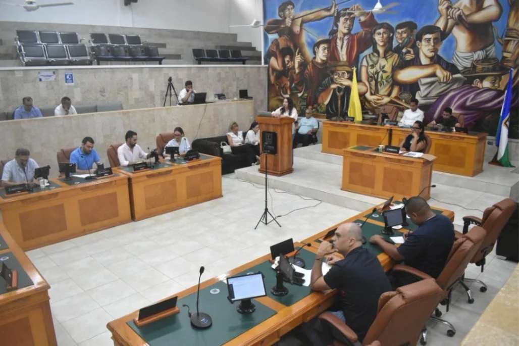 Debate del Acueducto del San Jorge en la cuerda floja
