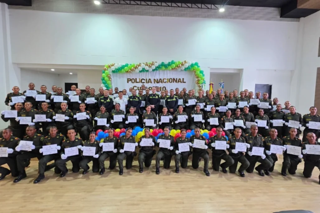 En Sahagún, Córdoba, juraron bandera 80 auxiliares de Policía