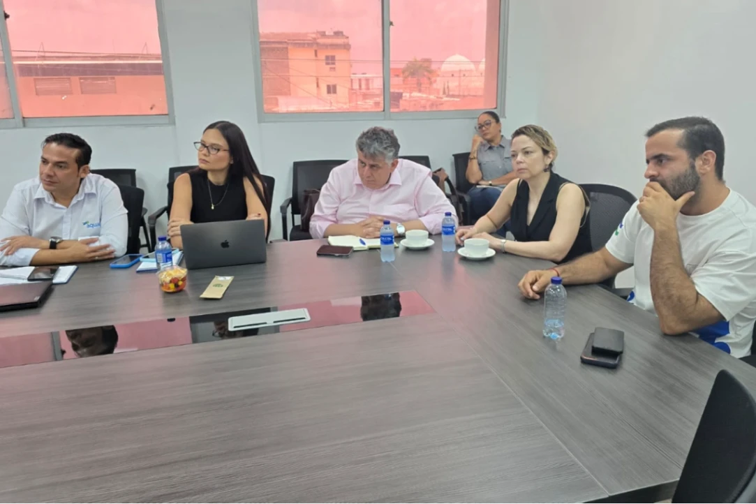 Aqualia, alcaldes y Gobernación avanzan en soluciones para mejorar acueductos en Córdoba
