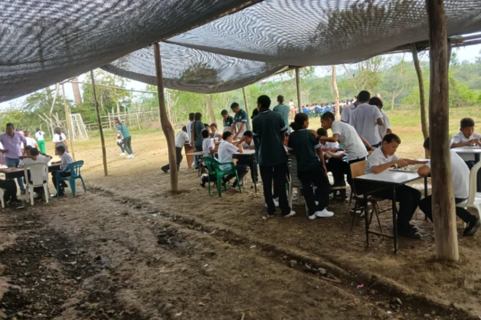 Comunidad educativa pide pronta intervención