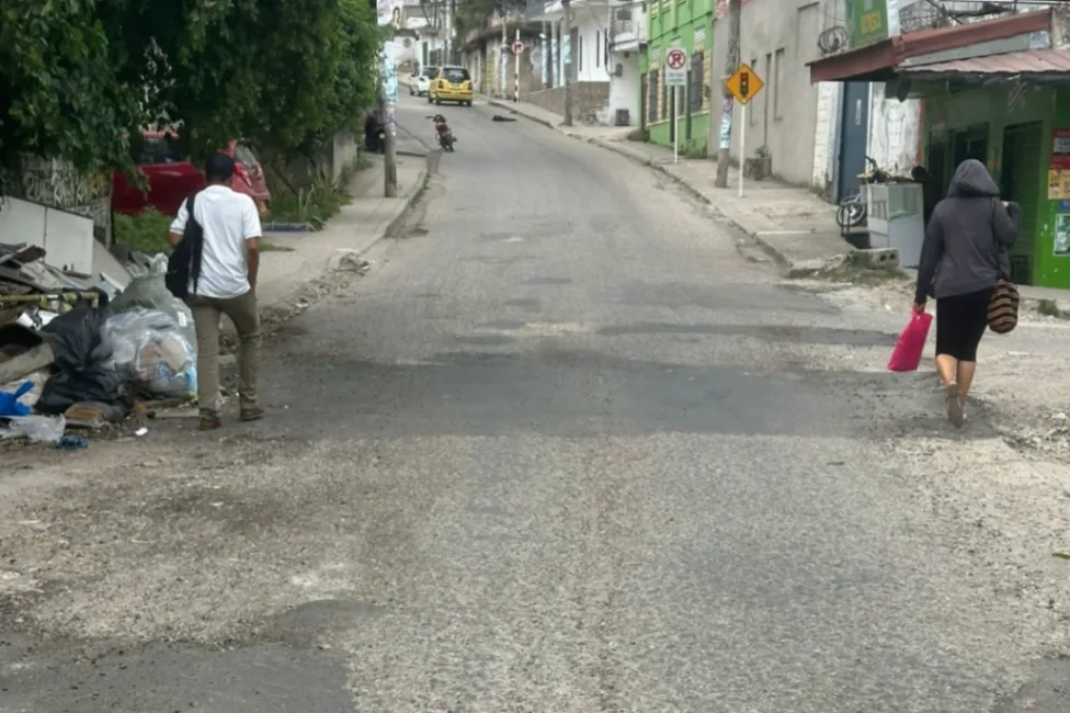 Con el 'Plan tapa huecos' reparcharon la calle 23 de El Tendal