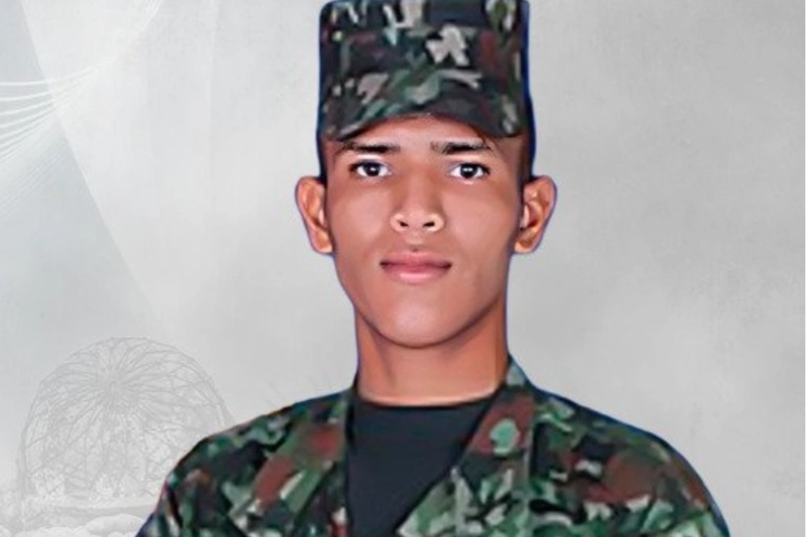 Militar loriquero entre las víctimas