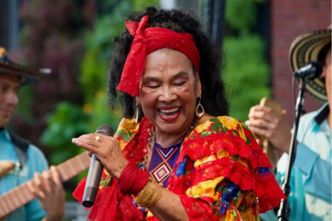 Adiós a 'Totó La Momposina', la voz eterna del Caribe colombiano