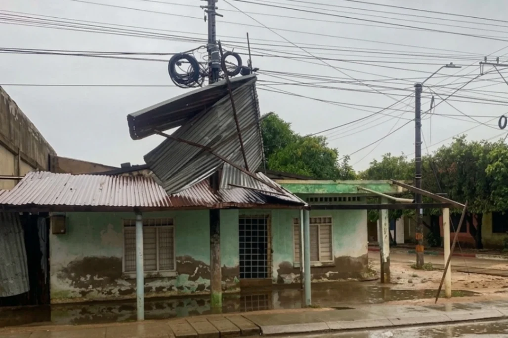 Fuerte aguacero y vientos huracanados causaron estragos en San Marcos