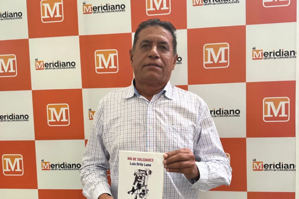 'Río de soledades', el poemario que navega el dolor y la esperanza