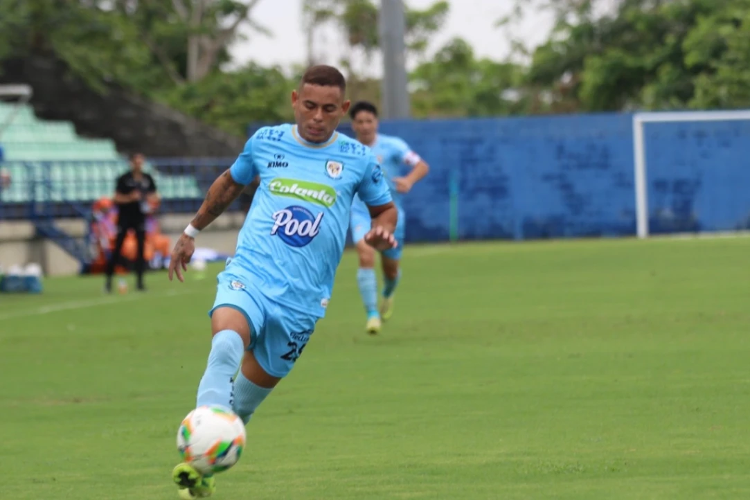 Jaguares eliminado con un autogol
