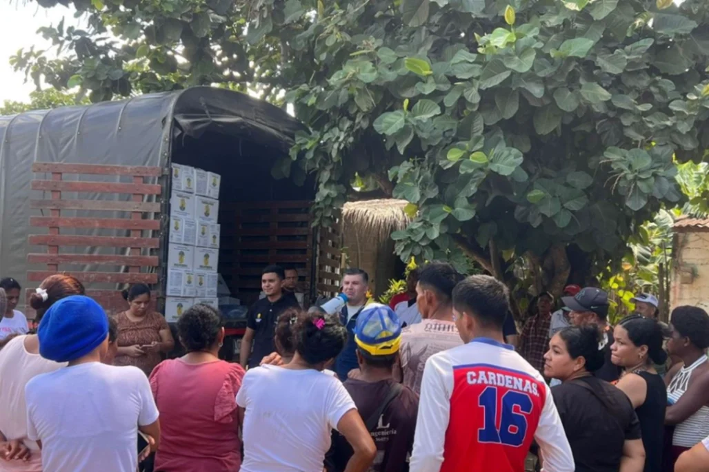 Comunidades recibieron ayudas humanitarias