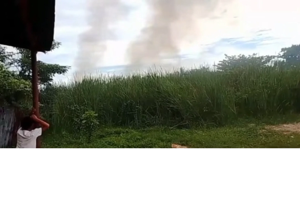 Incendio generó emergencia en Versalles