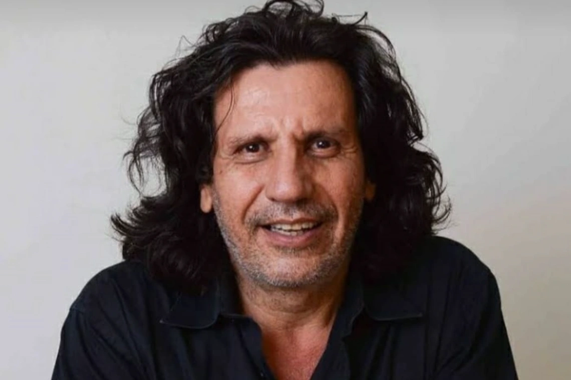 Construir con cicatrices: el arte de Aldo Hollmann que convierte el dolor en símbolo