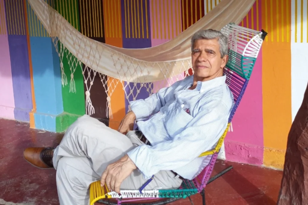 "Heredé el amor por las palabras antes de saber leer": Rafael Hernández Urueta