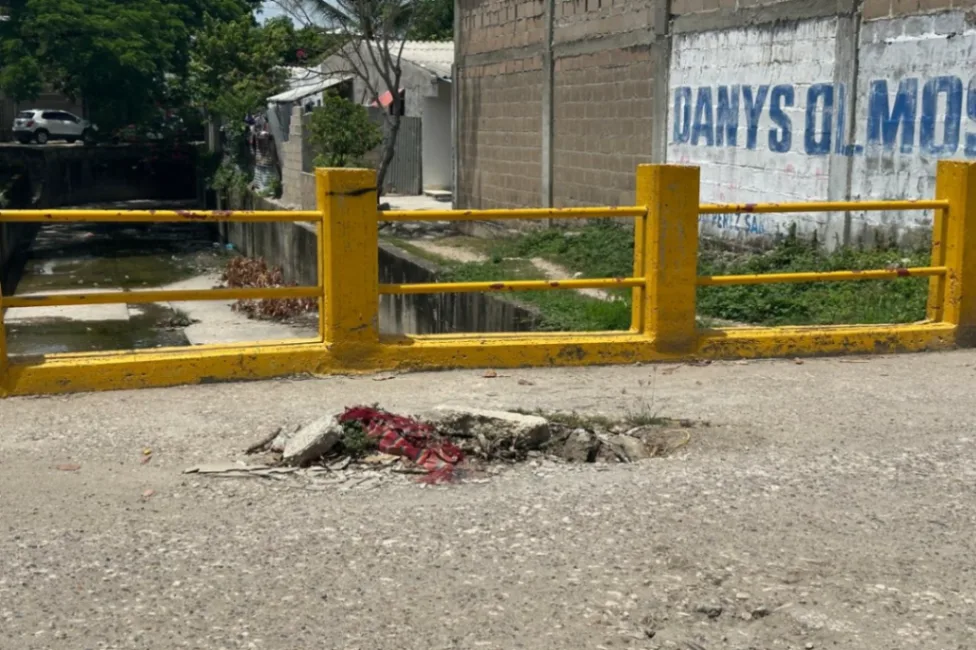 Hueco representa un riesgo en Corozal