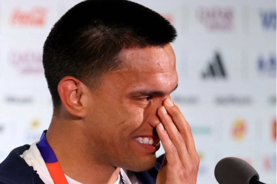 Diego Gómez se quebró al hablar de su primer Mundial y el abrazo de su técnico emocionó a todos