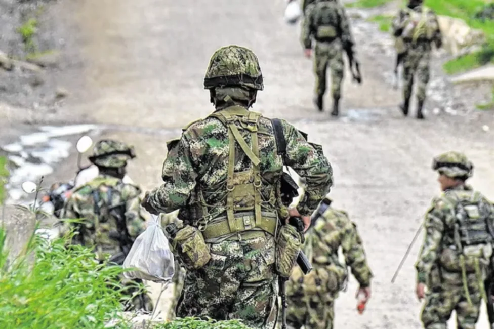 Gobierno suspende operaciones contra disidencia de las Farc antes de elecciones