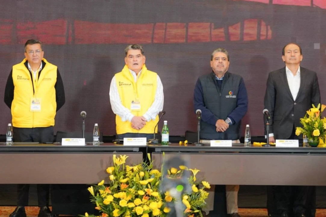 Procurador Gregorio Eljach pide proteger al periodismo regional y fortalecer la democracia