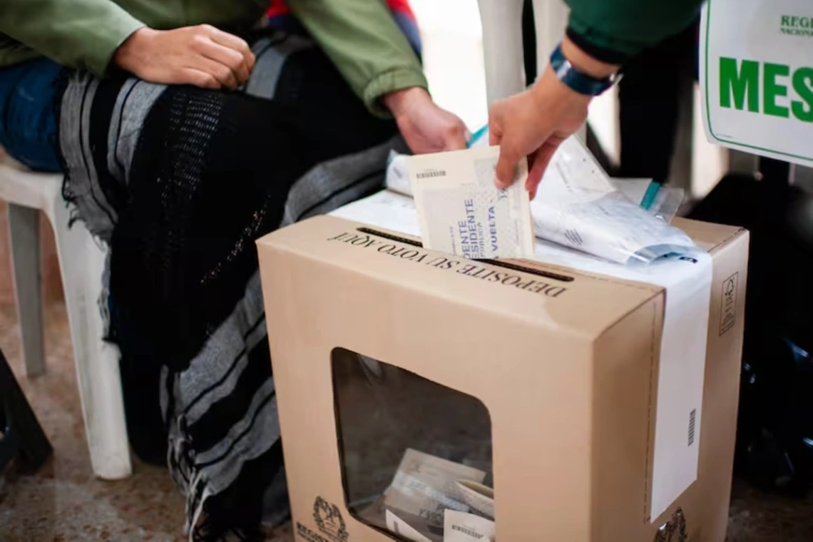 Si votas, estos son los beneficios que le otorga la legislación colombiana