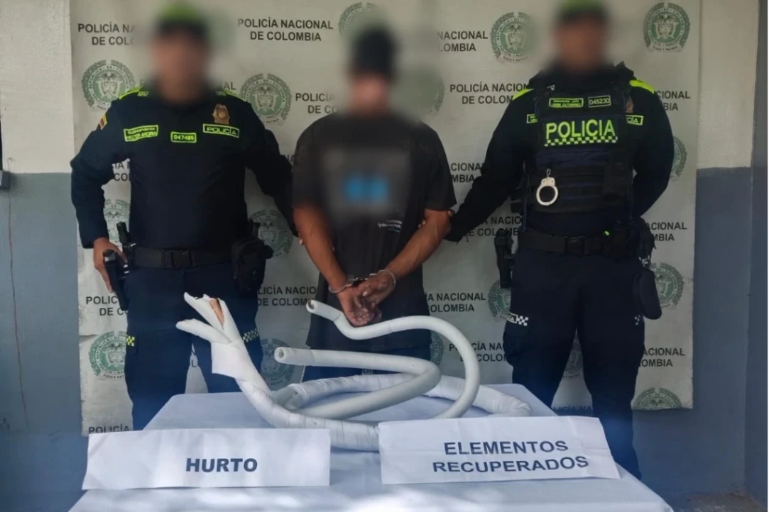 Lo sorprendieron en techo ajeno