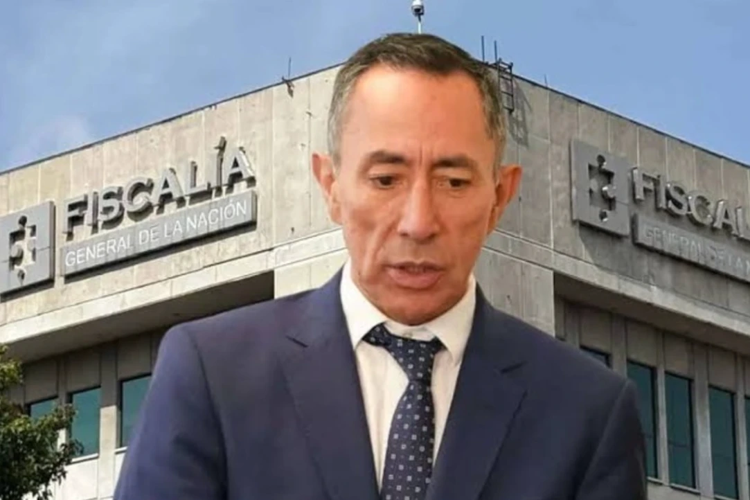 Fiscalía acusará formalmente a Ricardo Roa por presunto tráfico de influencias