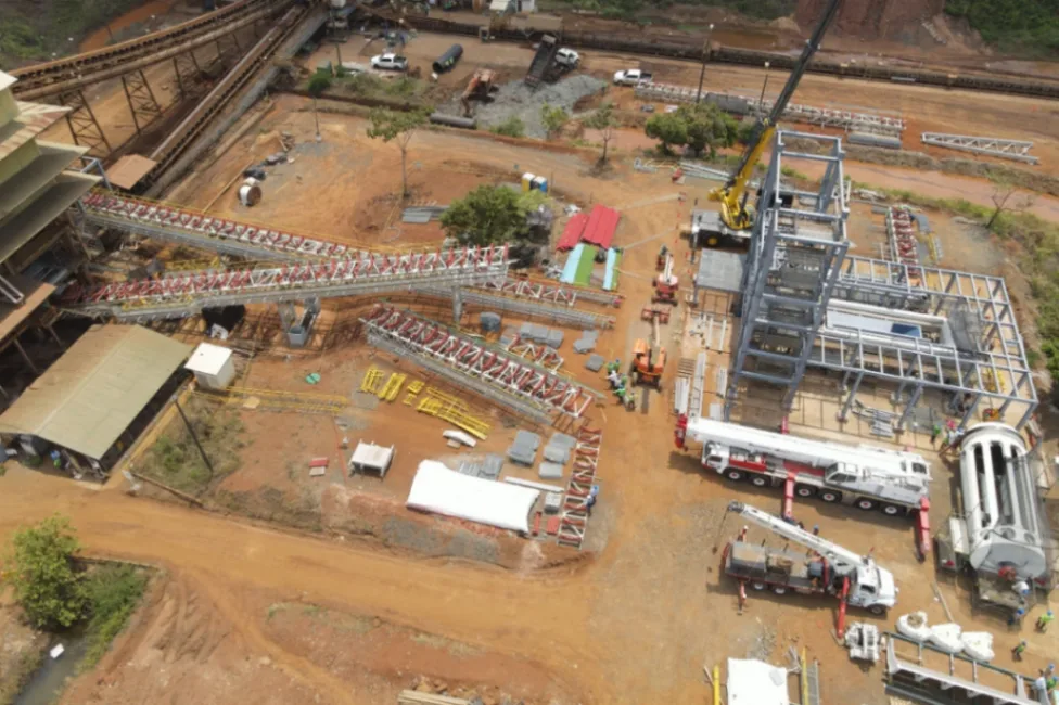 Cerro Matoso advierte que su operación podría volverse inviable tras fallo en Canadá sobre suministro de gas