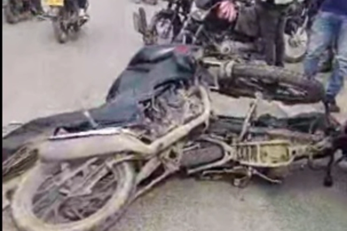 Choque entre dos motocicletas