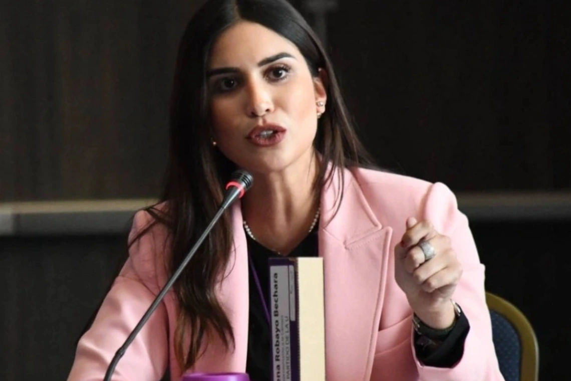 Saray Robayo asegura que investigación en su contra obedece a una "persecución política"