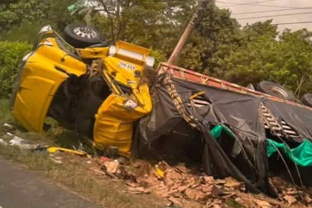 Volcamiento y colisión de motocicletas en varios sectores de Sampués