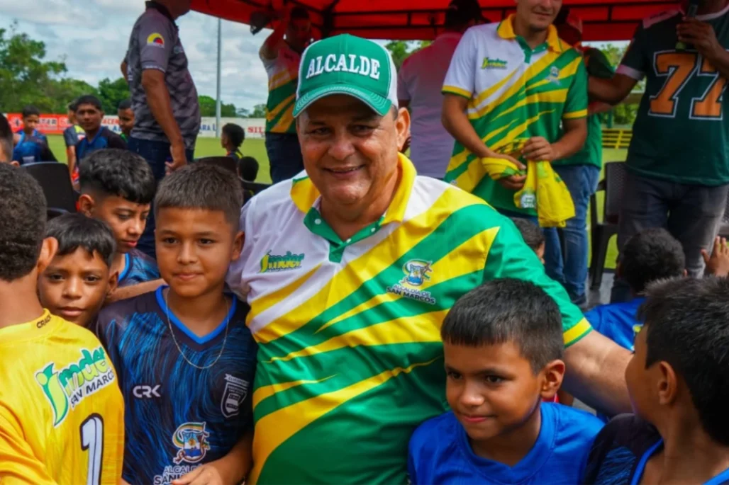 Alcalde Arnulfo Ortega apoya el deporte y la recreación del pueblo sanmarquero