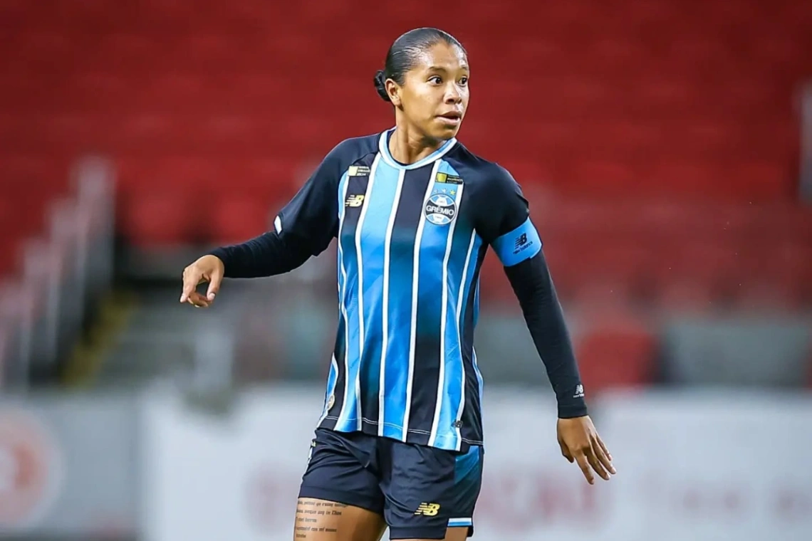 Sucreña Mónica Ramos seguirá en el fútbol brasileño hasta 2028