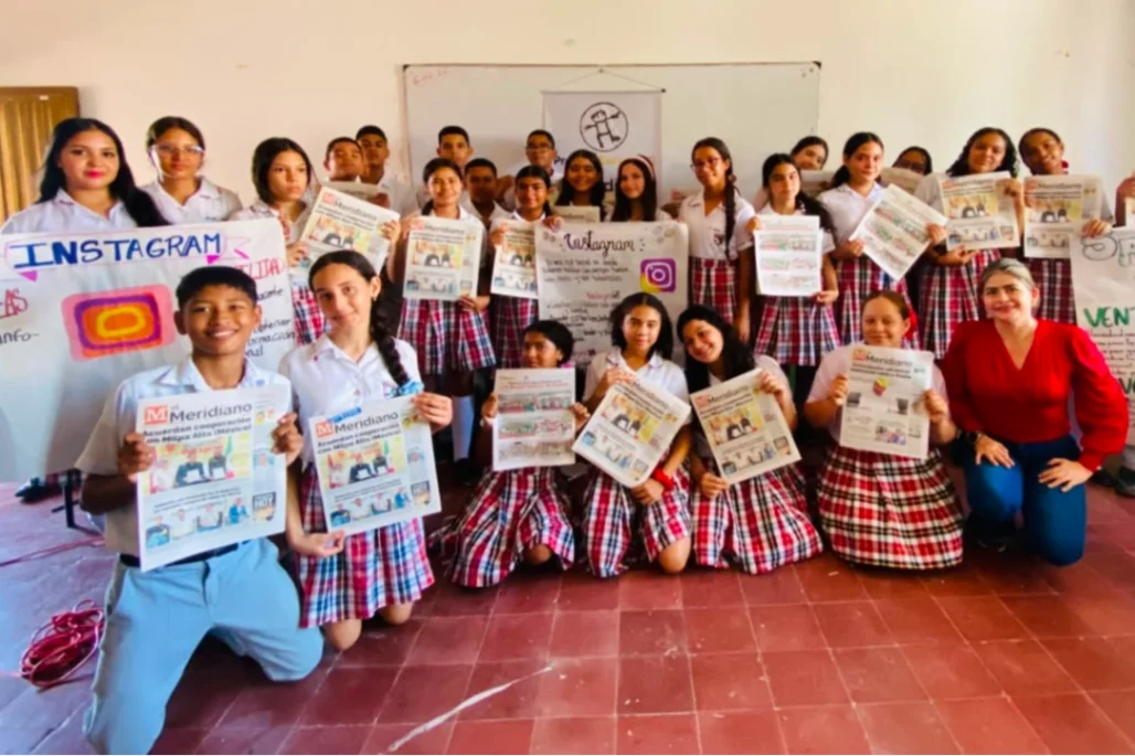 Alumnos de Corozal fueron parte del programa Prensa Escuela