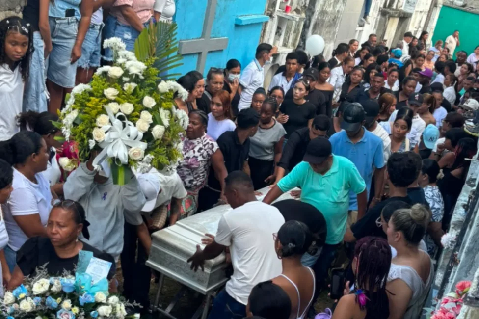 Un doloroso adiós para Ana Sofía y Andrea Carolina