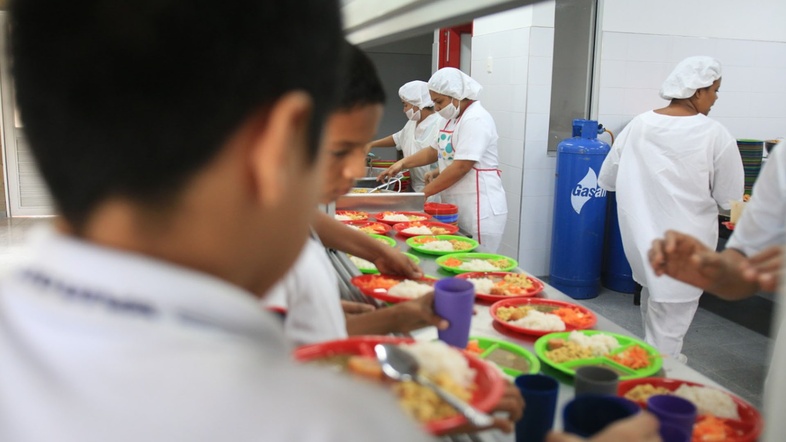 Montería hace gestiones necesarias para garantizar el PAE desde el primer día del regreso a clases