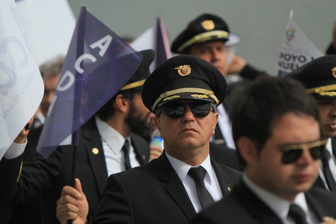 Pilotos de Avianca revelan que se rompieron diálogos con la empresa