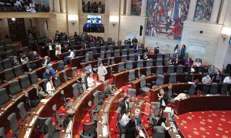 Por falta de quórum se levanta sesión donde se votaría articulado de la reforma laboral.